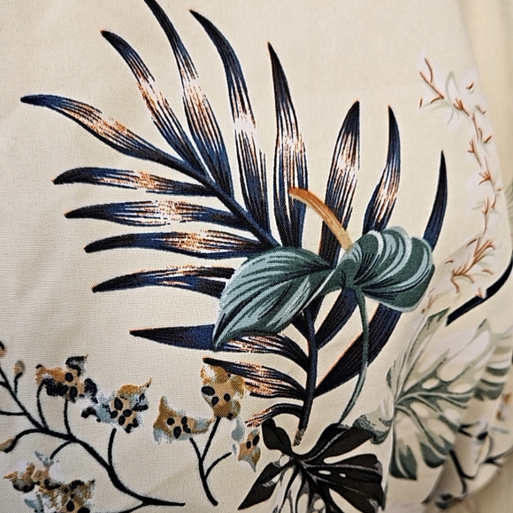 Lauren Taylor | Wrap crop top | size large - Picture 8 of 12